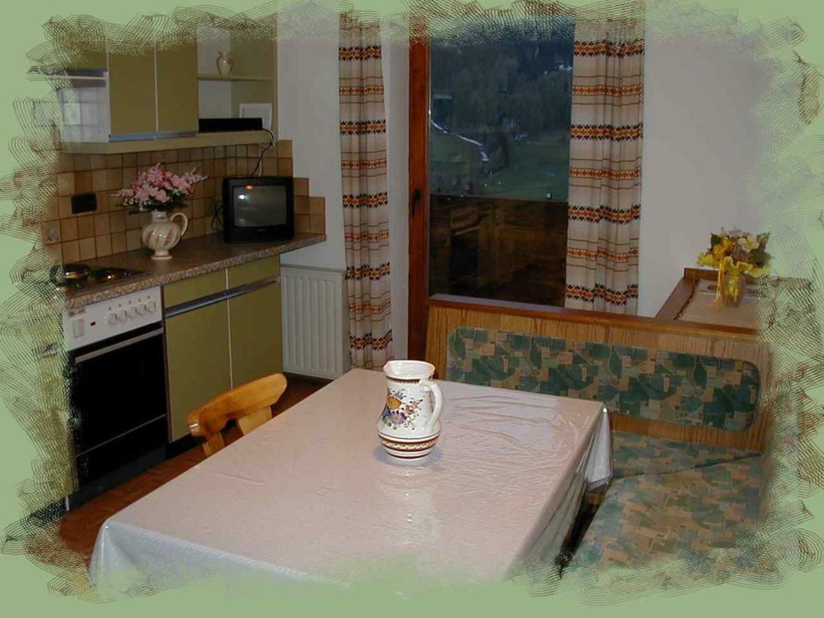 Apartments Jaeger Trins Zewnętrze zdjęcie