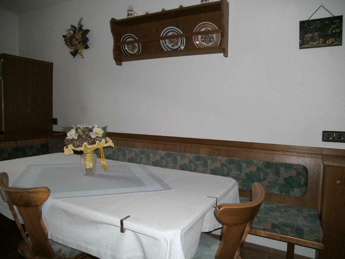 Apartments Jaeger Trins Zewnętrze zdjęcie